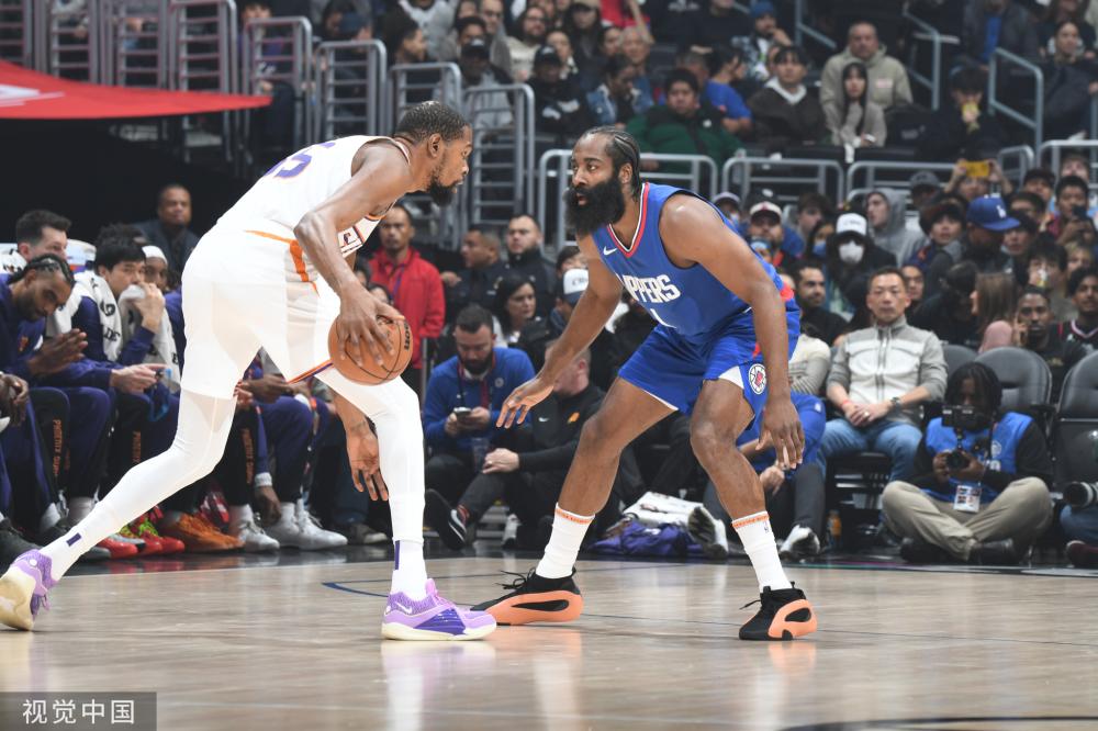 卫冕强队的 卫冕强队的